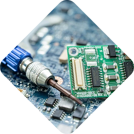 Naprawa układu elektronicznego